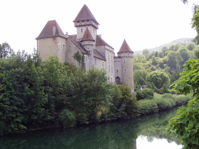 hrad v Cleron